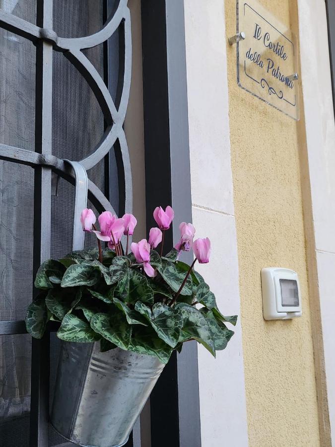 Il Cortile Della Patrona Apartment Syracuse Exterior photo