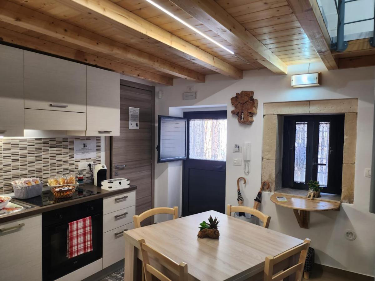 Il Cortile Della Patrona Apartment Syracuse Exterior photo